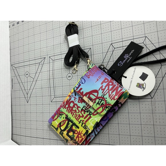 Alba Crossbody Purse- Vinyl with Good 19 Inch Strap- Pre-owned - Picture 7 of 7